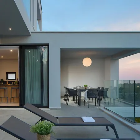 Awesome Home In Labin Labin